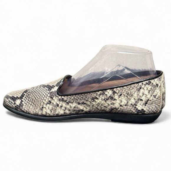 Aerosoles Loafers Women's Betunia Black Gray Slip On Shoe Leather Snakeskin 8W - Picture 4 of 9